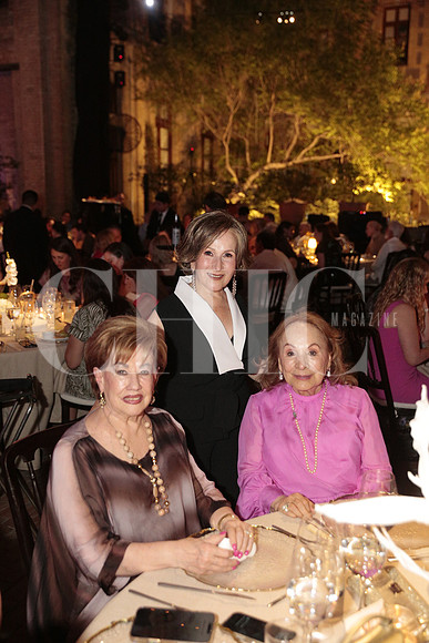 Graciela Flores, Adriana Tijerina y Aurora Cantu 3
