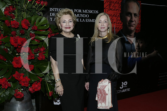 Hilda Ochoa y Bárbara Herrera