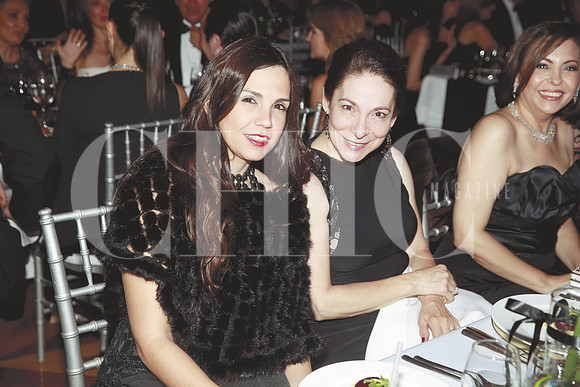 Rebeca Davila y María Elena González de Margáin