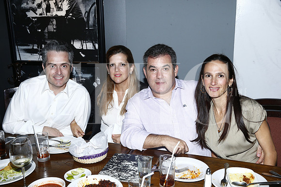 Bernardo Sada, Balbina González de Sada, Armando González y Yolanda Garza de González (1)