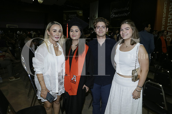 Flor Chavarria de García, Isabella García, Ián Recio, Ainoa Rodríguez (2)