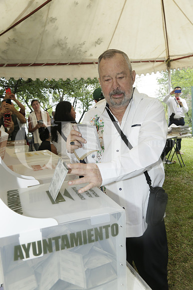 Antón Fernández y Mauricio Fernández (5)