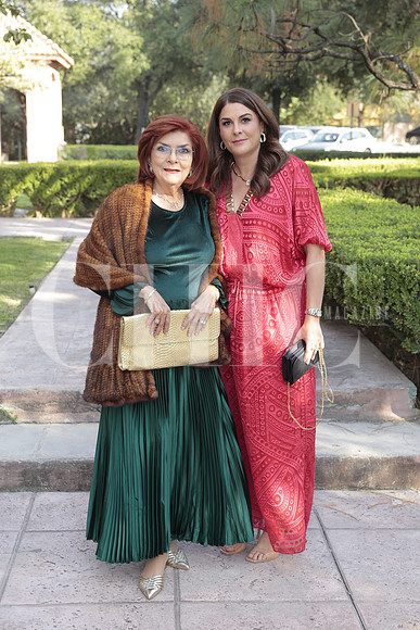 Norma Cantu y Ana Maria Cantu 6