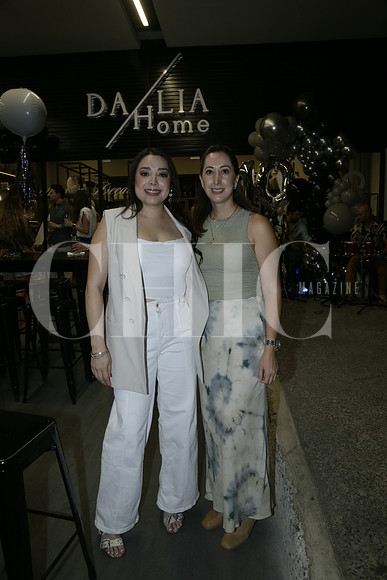 Dinorah Stringel y Mariana Garza (2)