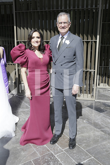 (papás de la novia) Mayte Reyes de Sañudo y Eduardo Sañudo (3)