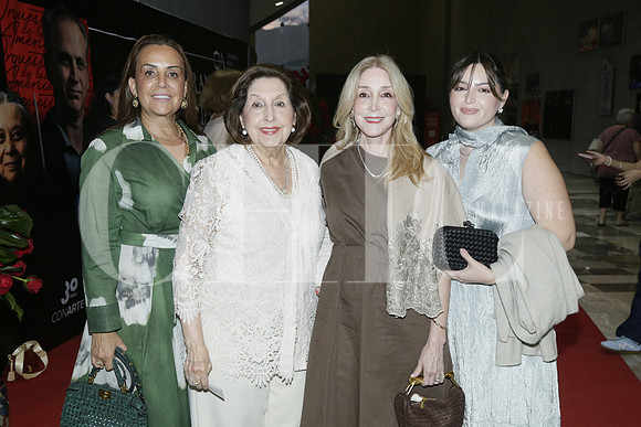 Sagrario Hinojosa Canales, Magdalena Garza,, Bárbara Herrera y Vera Medrano