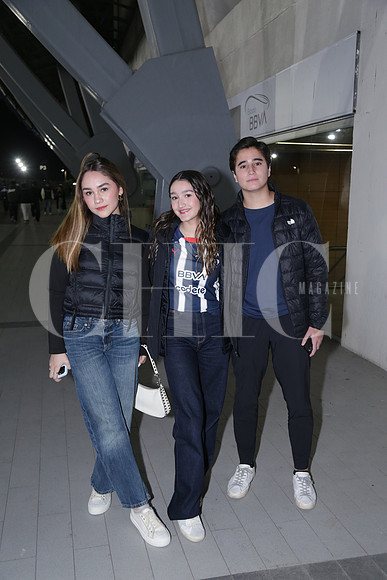 Fernanda Tamez, Jimena Tamez y Carlos Sánchez 0
