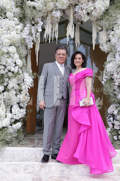 Felix Martínez y Evelyn Morelos ( Papás Novio)0