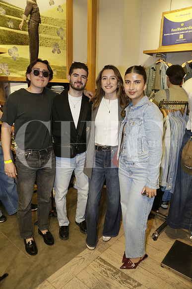 Ale Martínez, Alex Barozzi,Daniela Villarreal e Isabella Alanis (2)
