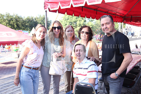 Claudia Vargas, Lucia Vargas, Dora Gómez, Maru Garza, Alfredo Gómez y Mauricio Montenegro 1