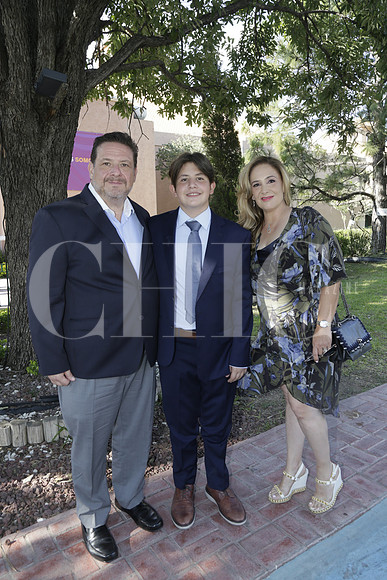 José Hinojosa, Santiago Hinojosa y Guillermina Tomé (3)