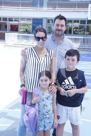 Daniela Manautou, Fernando García, Mariana García y Daniel García 0