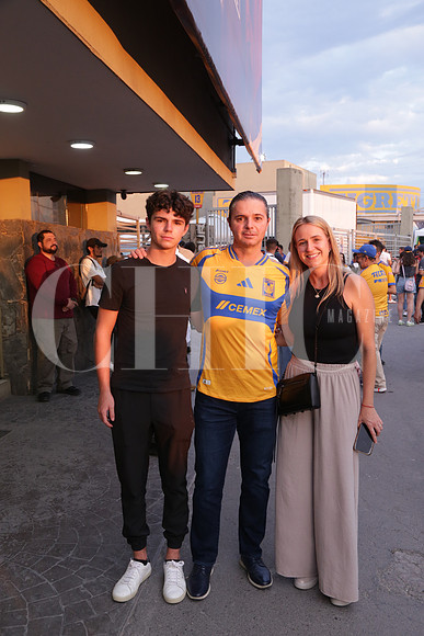 Pedro Arce, Pedro Arce y Alejandra Lara de Arce 0