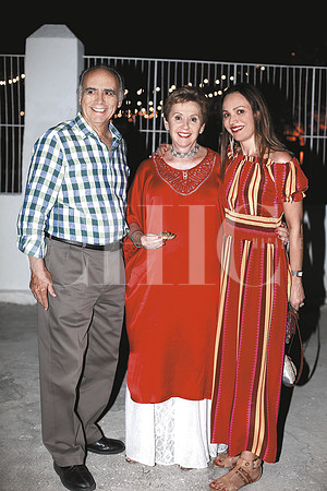 Ignacio Rivero, Loreto García-Muriel y Catalina Macías de Milmo