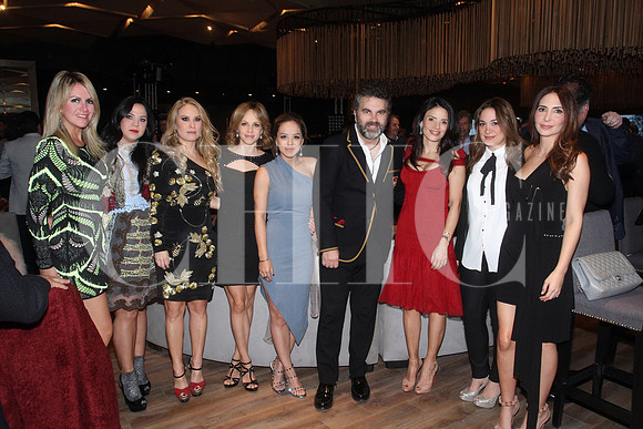 Mariana Otero, Monica Jimenez, Vicky Zambrano de Yarte, Astrid Hernandez de Elizondo, Gaby Serna, Manuel Mijares, Claudia de la Torre Lopez,  Fabiola Ramirez