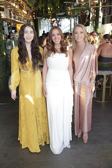 Ana Elisa Cadena, Edith Olivares y Mónica de Cadena 2