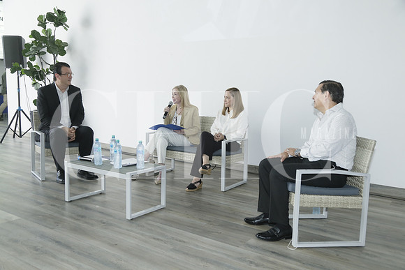 Carlos Bejos, Bárbara Herrera, Lorenza Herrera y César Carrillo
