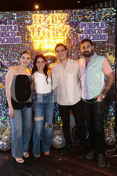 Fernanda Suarez, Sofia Morales, Mauricio Recio y Sergio Riojas 1