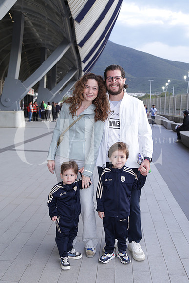 Beatriz Elizondo, José Daniel Díaz, Tiago Díaz y Matias Díaz 0