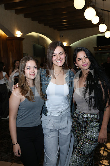 Celeste Medina, Mariajose Otero y Nahomi González 0