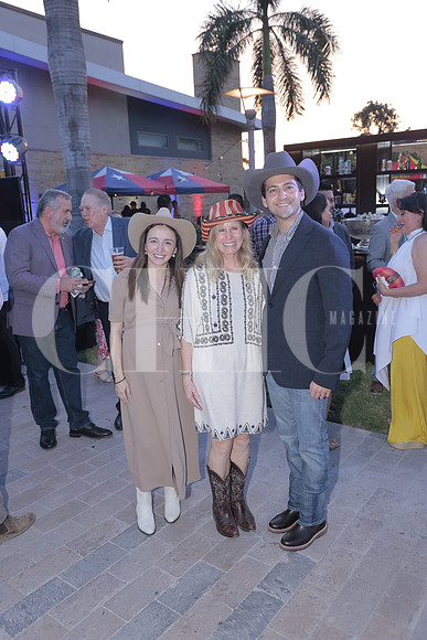 Miriam Arizpe, Melissa Bishop y Blas Flores 2