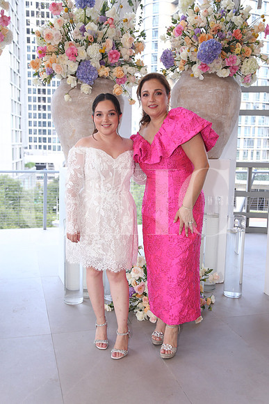 Lizeth Flores y Lizeth Villarreal 0
