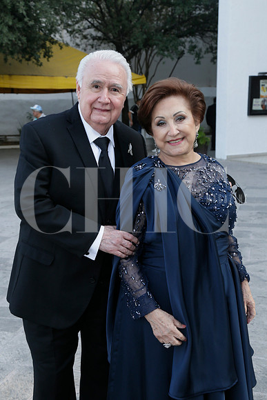 Manuel Chapa y Gloria Ayala de Chapa