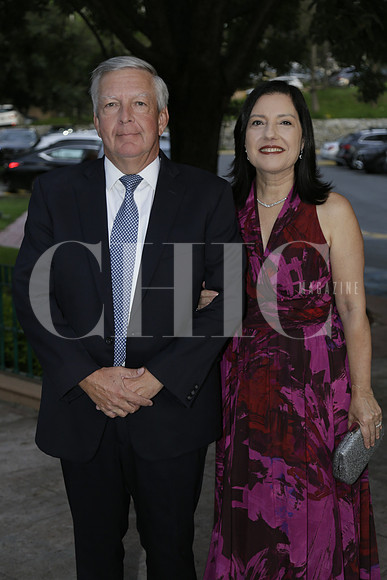 Alberto Bremer y Lorena Salas de Bremer.