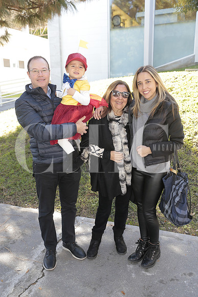 Patricio Gonzalez, Estefania Gonzalez, Liliana Alba y Liliana Salinas 6