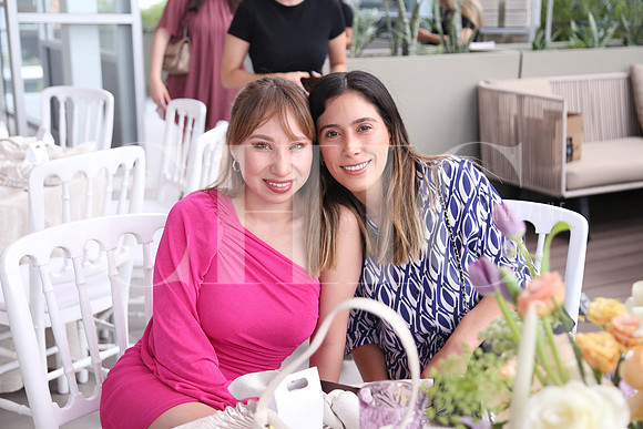 Adriana Ruiz y Gabriela Gómez 1