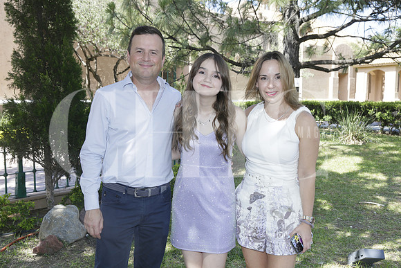 Alfredo Garza, Valeria Garza y María Elena Quintanilla de Garza (2)