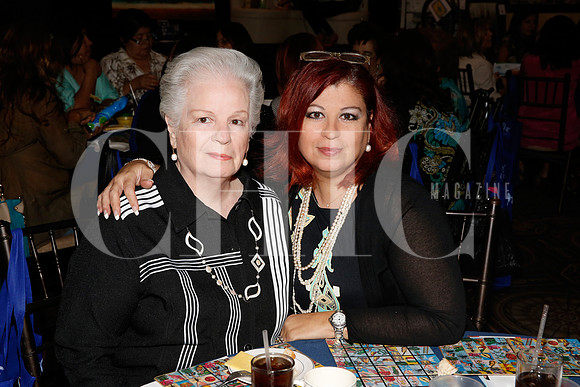 Dolores Garza y Catalina Martínez