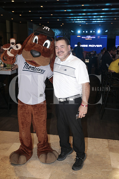 Juan Ramon Palacios 12