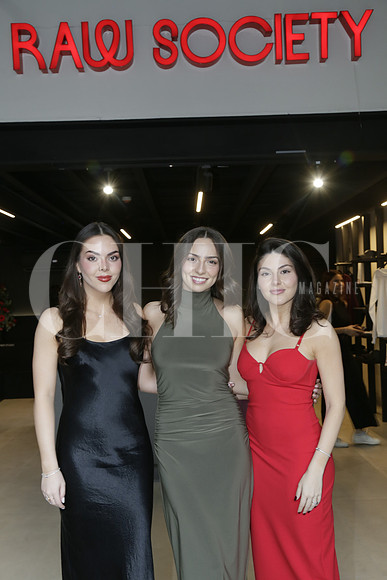 Ana Paula Flores, Fernanda Elizondo y Susana Flores