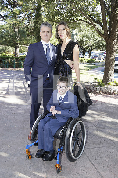 Luis Alfonso Lugo, Mariana Canales y Emiliano Lugo Canales (2)