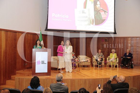 En representacion de Patricia Herrera 4