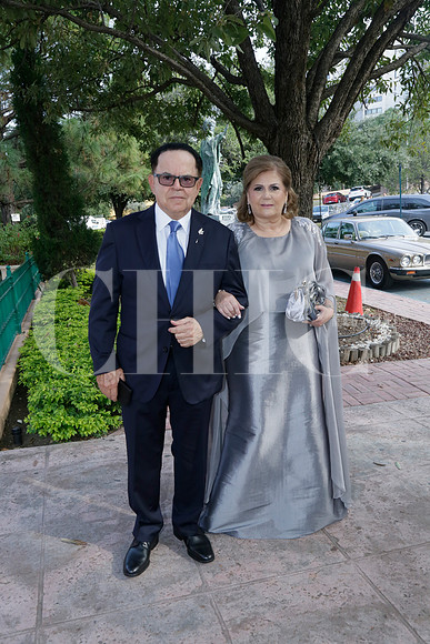 Jesus González y Gaby Porte de González (2)