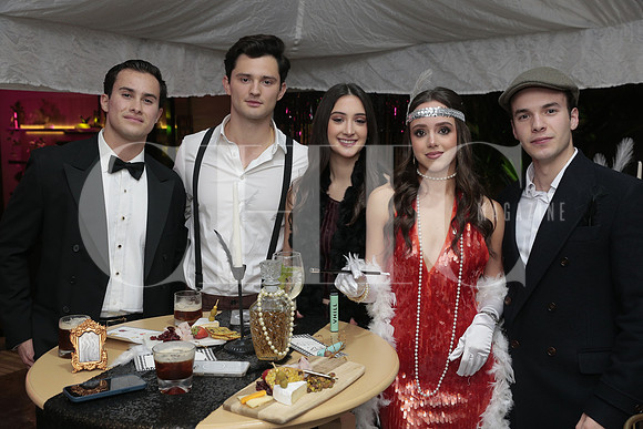 Rocco Meraz, Rodrigo Toledo, Loreta Kawas, Sofia Balandra y Diego Boringer 1