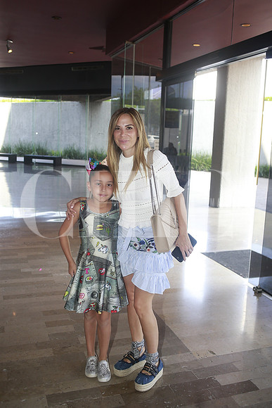 Michelle Arcq y Marcela Lozano de Arcq