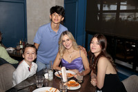 Alejandro Niño Gomez, Santiago Niño Gomez, Gabriela Niño Gomez y Laura Niño Gomez 4