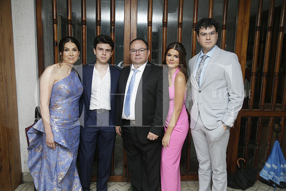 Daysi Ruiz, Mauricio Villarreal, Roberto Villarreal, Sofia Villarreal y Roberto Villarreal