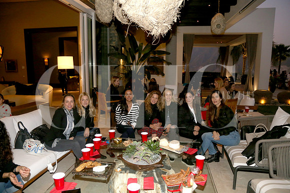 Lisa Cagnasso, Eugenia de Hoyos, Margot Palau, Cristy Mesta, Barbara Farias, Fabiola Ramirez y Maya Lobo