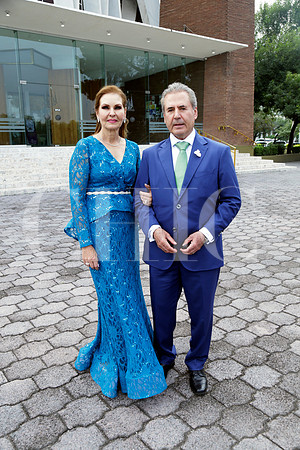(papás del novio) Blanca González de Treviño y David Treviño (3)