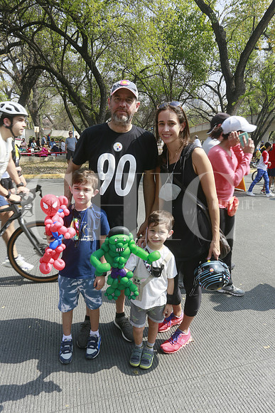 Federico Santos, Federico Santos y Alejandro Santos y Estefani de Santos