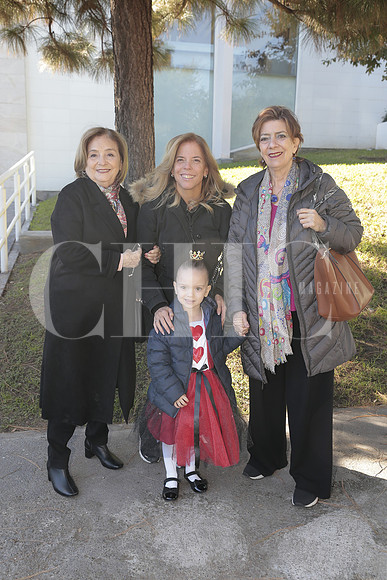 Josefina Erghard, Caty Erghard, Elena Martinez y Lydia Madero 3