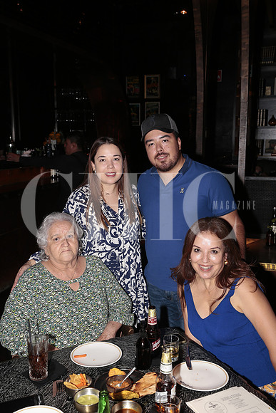 Luis Duarte, Ana Karen Duarte, Dolores Contreras y Trinidad Contreras 3