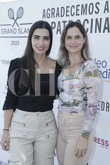 Arika González de Fernández y Myriam Vandeweerd