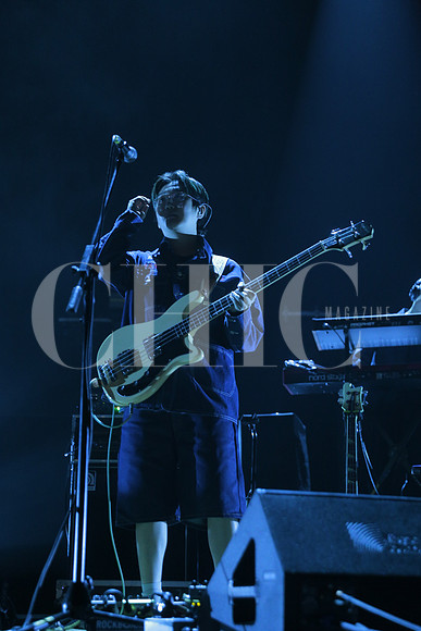 Wave to earth 19