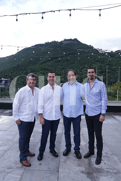 Jorge Gamez, Jorge Gamez, Rafael de la Garza y Fernando Gamez 0