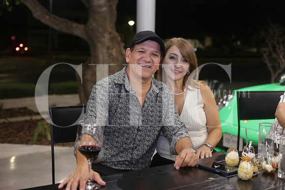 Aldo Martínez y Claudia González 0